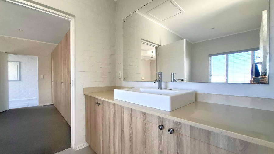 3 Bedroom Property for Sale in Eastford Country Estate Western Cape